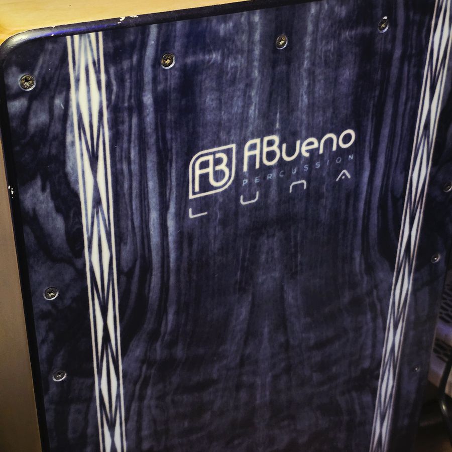 Cajón flamenco